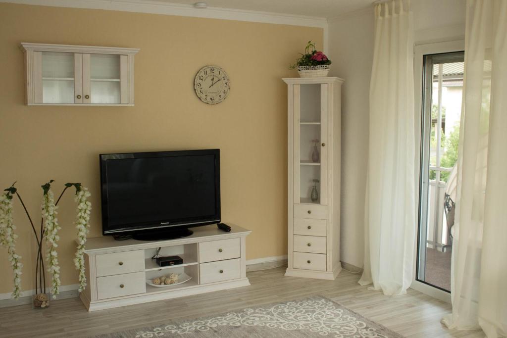 Bella Casa room 2